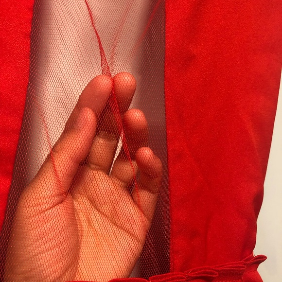 C. Luce Red Short Sleeve Dress - Picture 4 of 8